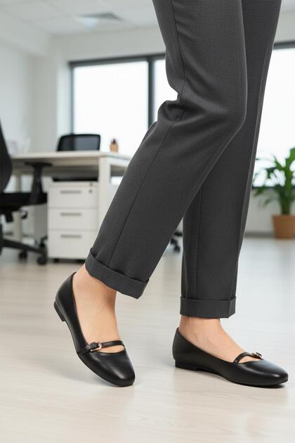 312456 Z Black Leather Women's Ballerinas