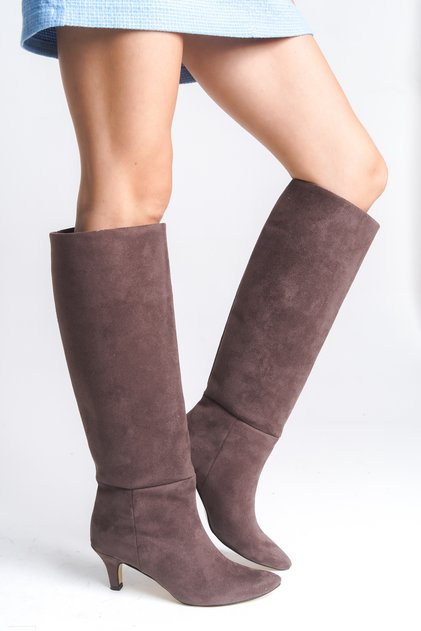 Brown Suede Low Heel Pull-On Boots