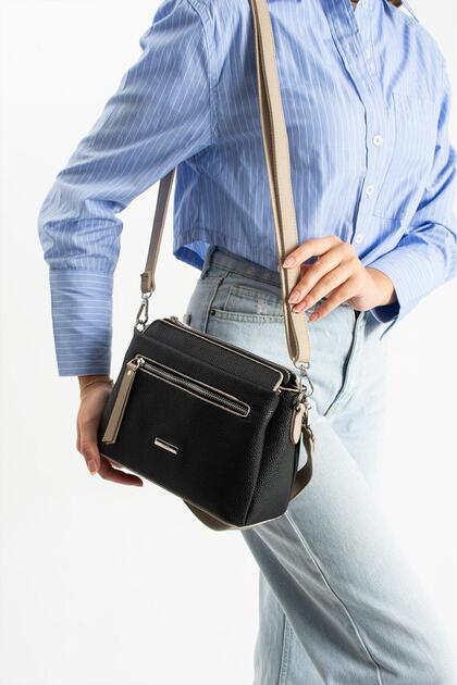7 Compartments, 2 Straps, Shoulder and Crossbody Bag, Lined, Suitable for Daily Use