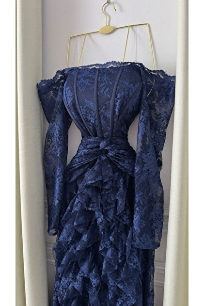 Lauren Navy Blue Lace Dress with High-End Cut- Trendyol