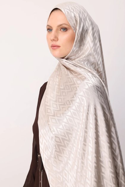 Tile Pattern Shiny Jacquard Shawl