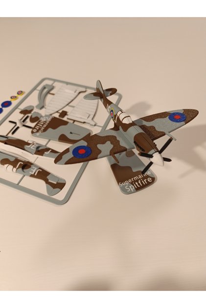 Supermarine Spitfire Uçak Model Kit Card Puzzle Montaj Seti