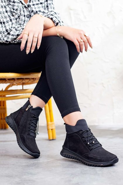 Women's Genuine Leather Zippered Extra Soft Black Boots