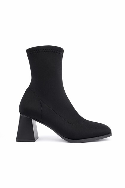 Cryon Blunt Toe Thick Heeled Women's Stretch Boots