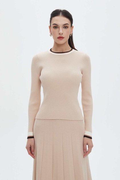 Women's Solid Long Sleeve Blouse with Round Neck