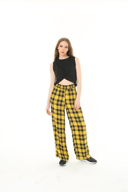 Women's Woven Viscose Checkerboard Patterned Large Size Slouch Pants with Pockets and Elastic Waist