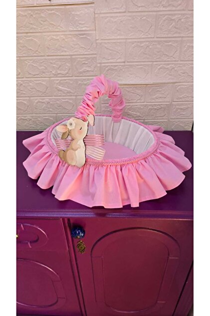 Newborn Gift Presentation Basket - Candy Basket - Forty Flyaway Basket 10