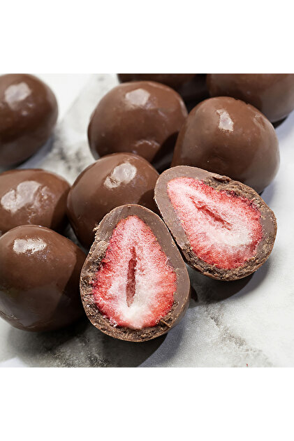 Pure Crunch Sütlü Çikolata Kaplı Dondurularak Kurutulmuş Çilek