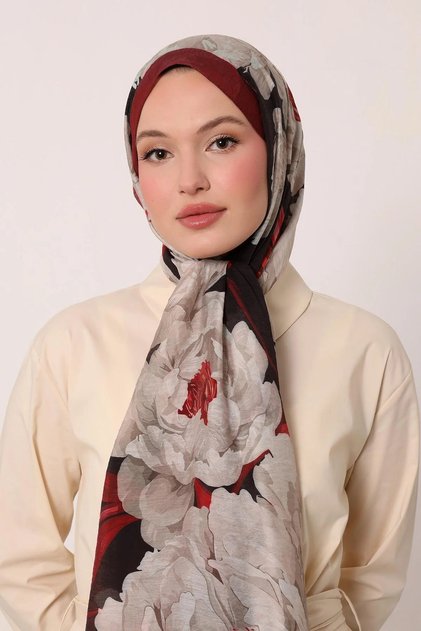 شال صيفي بتصميم خاص بنمط حديقة الزهور