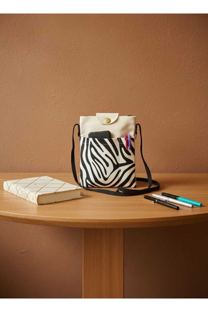 İva Kitap Kılıfı Çok Amaçlı Çanta Cepli Kitap Çantası Organizer Çanta Askılı Çanta