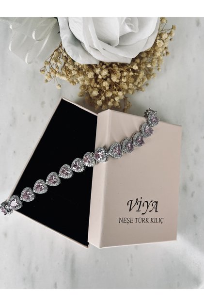 Silver Pembe Zirkon Taşlı Kalpli Model Bileklik