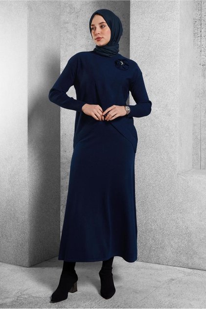 Brooch Detail Skirt Suit 44911