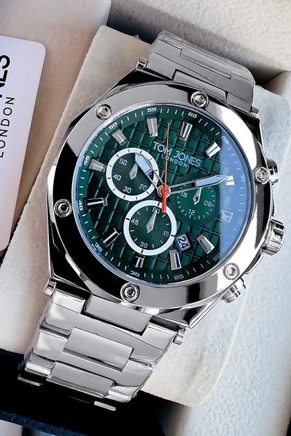 Men's Wristwatch 3 Atm Water Resistant Silver-Green Color Steel Band Agr38