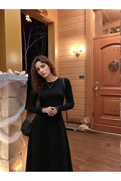 Lesa Wear Long-Sleeved Lycra Bodycon A-Line Black Women's Dress