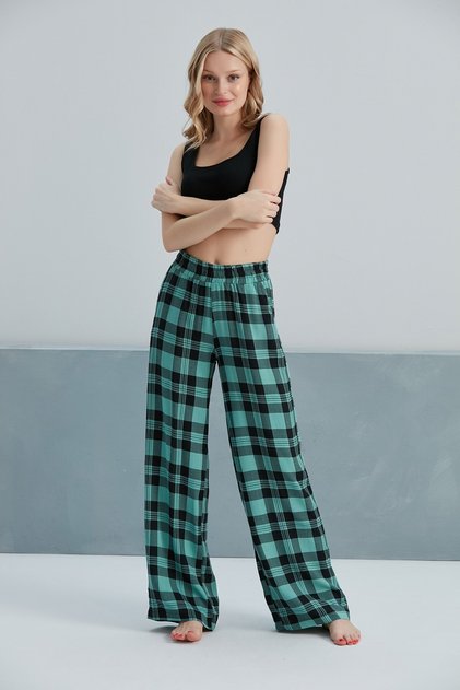 Women's Woven Viscose Checkerboard Patterned Large Size Slouch Pants with Pockets and Elastic Waist