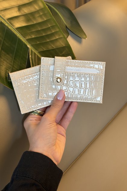 Cream Faux Leather 4 Compartment Women's Card Holder