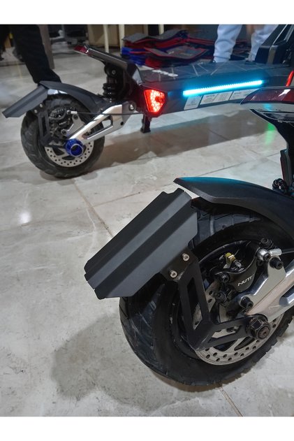 Rx4 Elektirikli Scooter Uyumlu Arka Çamurluk