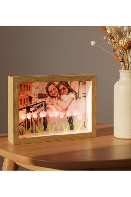 Led Işıklı Mor Lale Fotoğraf Çerçevesi