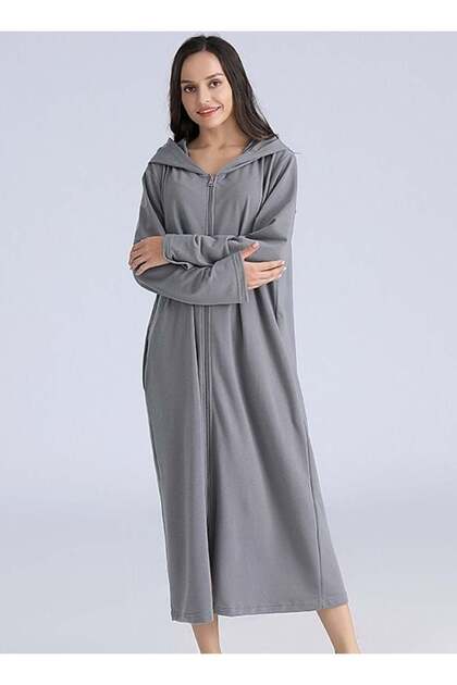 Zip-Up Hooded Bathrobe for Sea & Beach Vacations