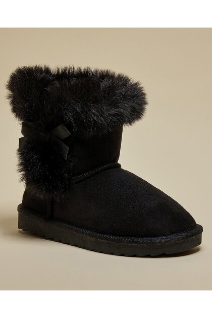 Black GIrl Fur Detail Winter Boots