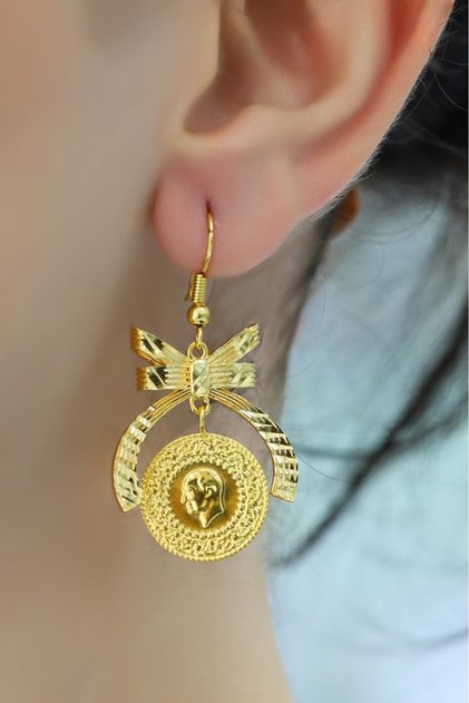 8 Ayar Çeyrek Altınlı Fiyonk Küpe
