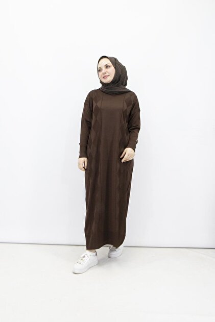 【ブラウン】M2489 PSC embroidery T LCW Comfort Bisiklet Yaka Soft Touch Kadın Tişört - S6CD90Z8-HMK | LCW