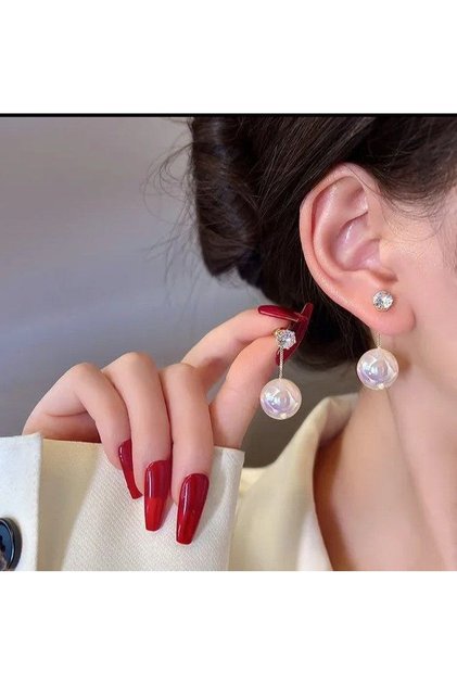 Elegant Pearl Detailed Earrings That Reveal Your Beauty for Your Elegance