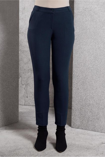 PANTALONE SA USKIM NOŽICAMA 70788