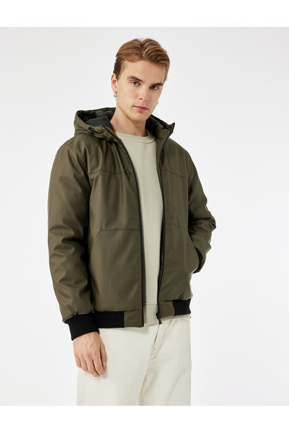 Hooded Long Sleeve Zippered Raincoat