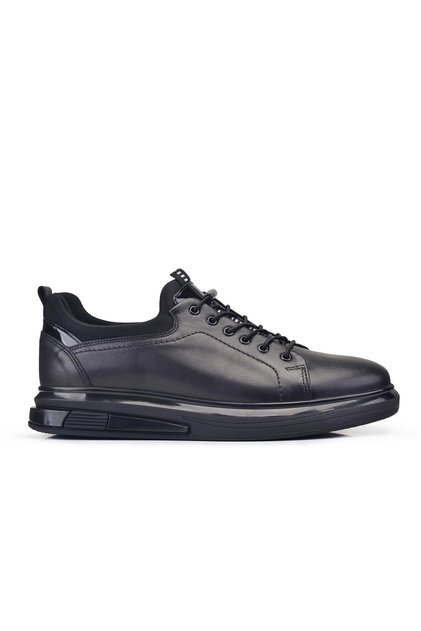 Siyah Bağcıklı Sneaker