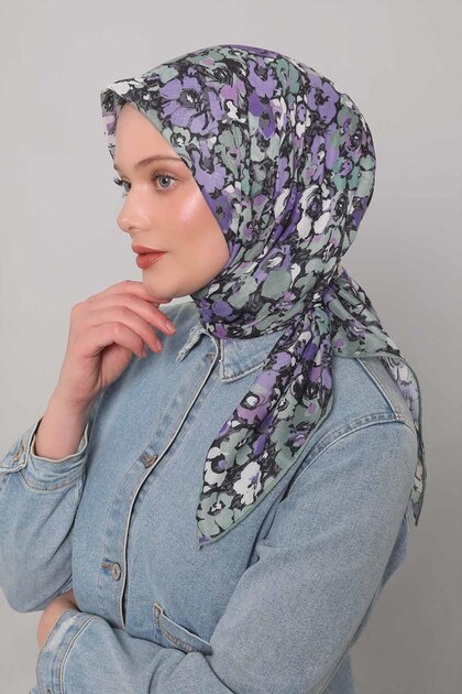 Mint Green Clover Pattern Soft Scarf