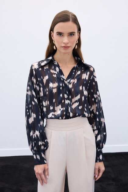 Wide Cuff Patterned Shirt - Black