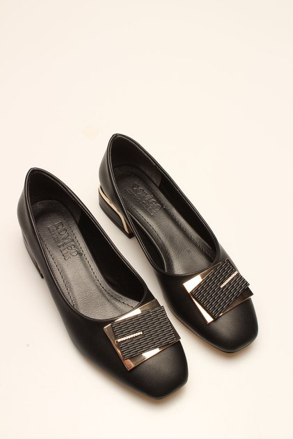BLACK SKIN BUCKLE WOMEN HEELS
