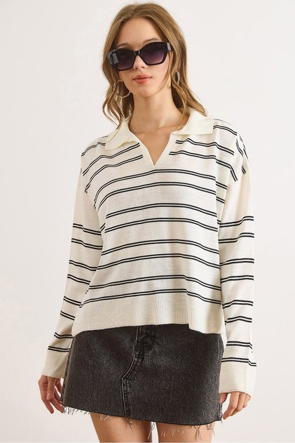 Women's White Black Polo Neck Thin Striped Thin Knitwear Sweater Kzk-19001033