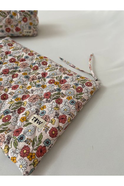 Bahar çiçek laptop kılıf- kalem çantası set (13-14 inç)