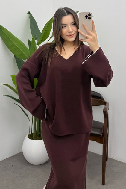 Women's Burgundy Shepherd Stitch Detailed V-Neck Sweater Skirt Knitwear Set
