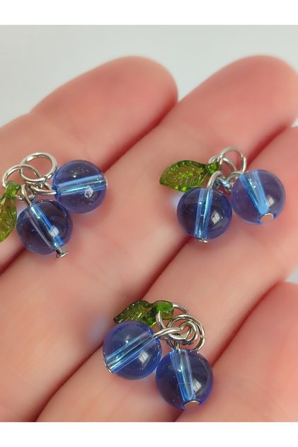 10 Cherry Beads (Made Using 8 mm Glass Beads)