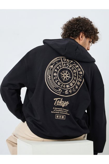 Men Black Tokyo Print Oversized Fleece Hoodie