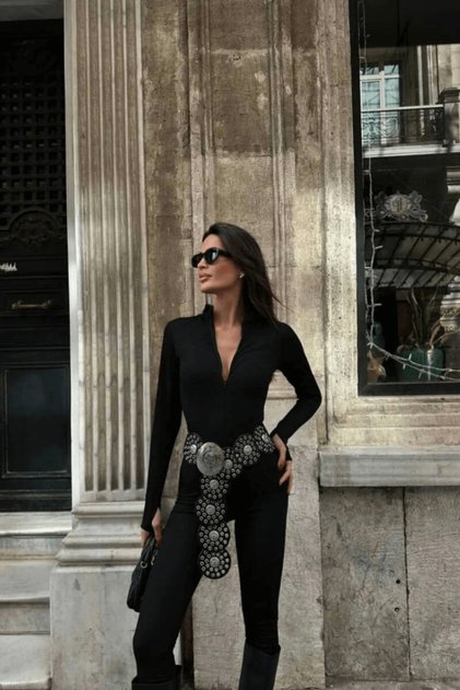 Γυναικεία ολόσωμη φόρμα με μακρυμάνικο φερμουάρ