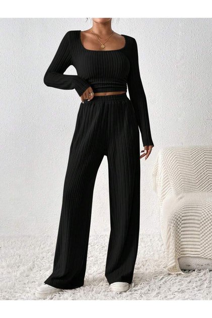 Women's Black Corded Fabric Knitted Fabric Square Neck Long Sleeve Crop Body-Slack Fit Pants Set