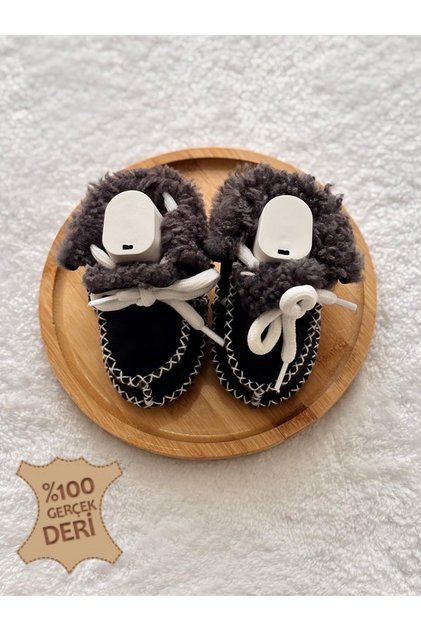 Lambskin Black Baby Booties – Lamb Fur Inside, Compatible for 0-6 Months, Size 18