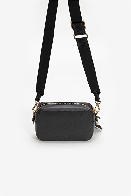 Tommy Hilfiger Kadın TH DISTINCT CAMERA BAG MONO Çapraz Çanta