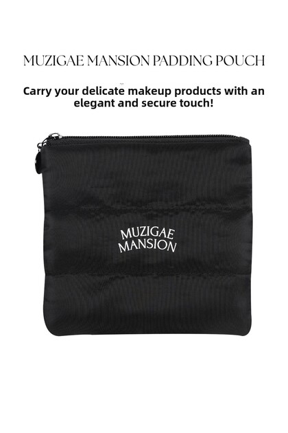 Stylishly Designed, Large Volume, High-Quality Black Makeup Bag Padding Pouch
