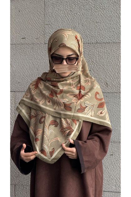 Cotton Leaf Pattern Scarf - Khaki