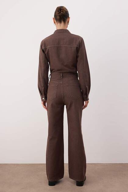 Trendyolmilla Kahverengi Gömlek Yaka Düğmeli Cepli Denim Tulum