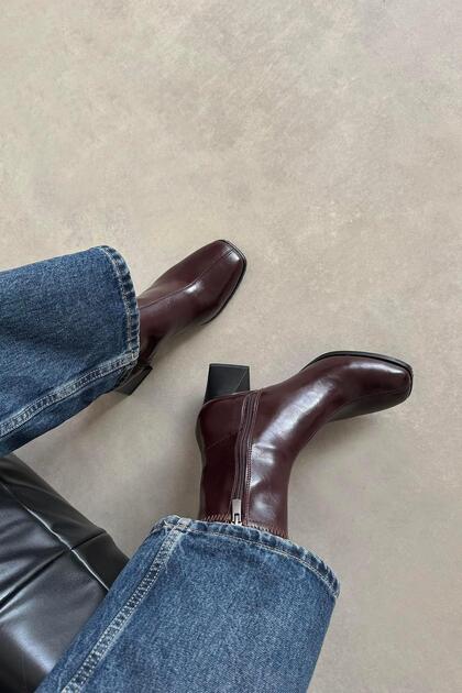 Trew Women's Stretch Heeled Wrinkled Leather Boots Claret Red