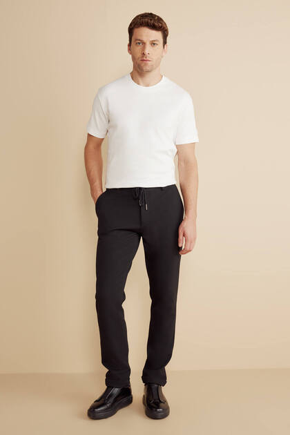 Erkek Siyah Örme Kordonlu Jogger Pantolon