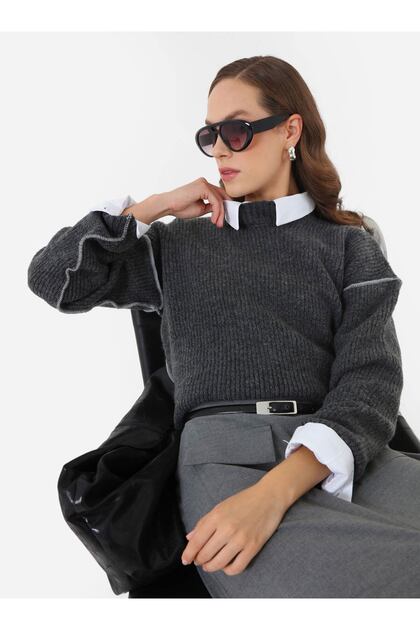 Off-Shoulder Knit Sweater with Stitch Detail - Anthracite -