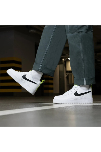 Nike Air Force 1 Low 