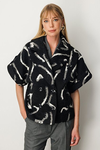 Bat Sleeve Patterned Coat Black 06005